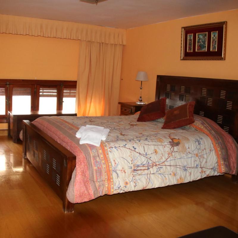 Hostal Burgales Milagro Kültér fotó